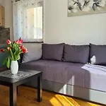 Downtown Ela Apartment