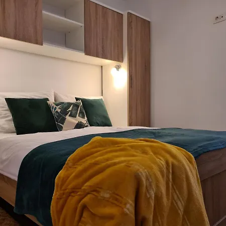 Apartman Downtown Ela Abbázia